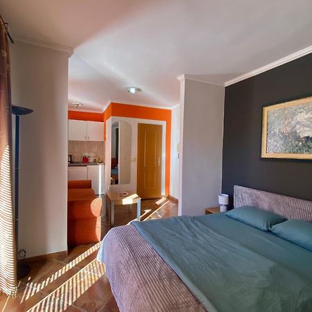Markovic Aparthotel - Budva Becici Hotel Exteriör bild