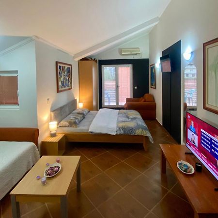 Markovic Aparthotel - Budva Becici Hotel Exteriör bild