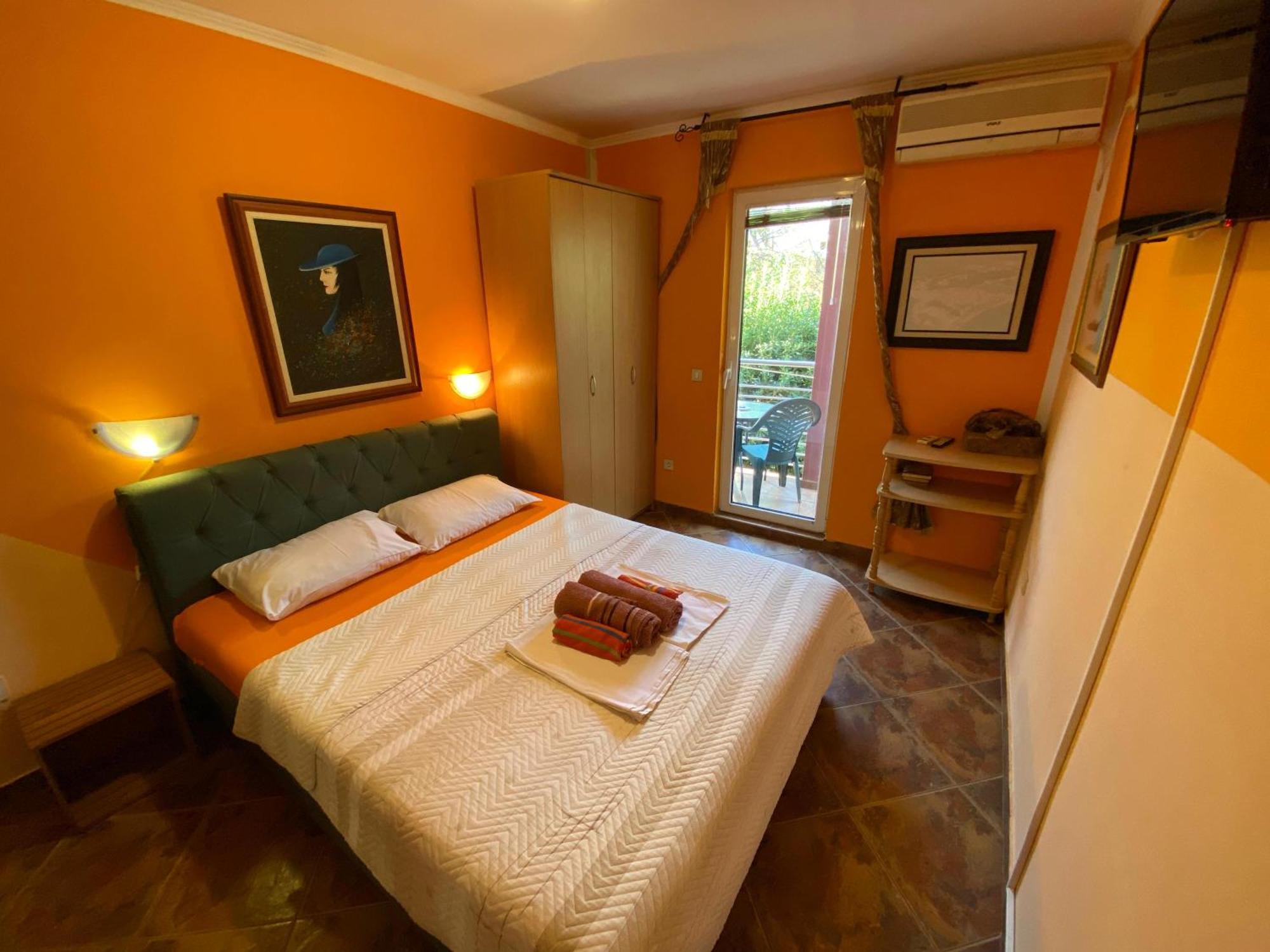 Markovic Aparthotel - Budva Becici Hotel Exteriör bild