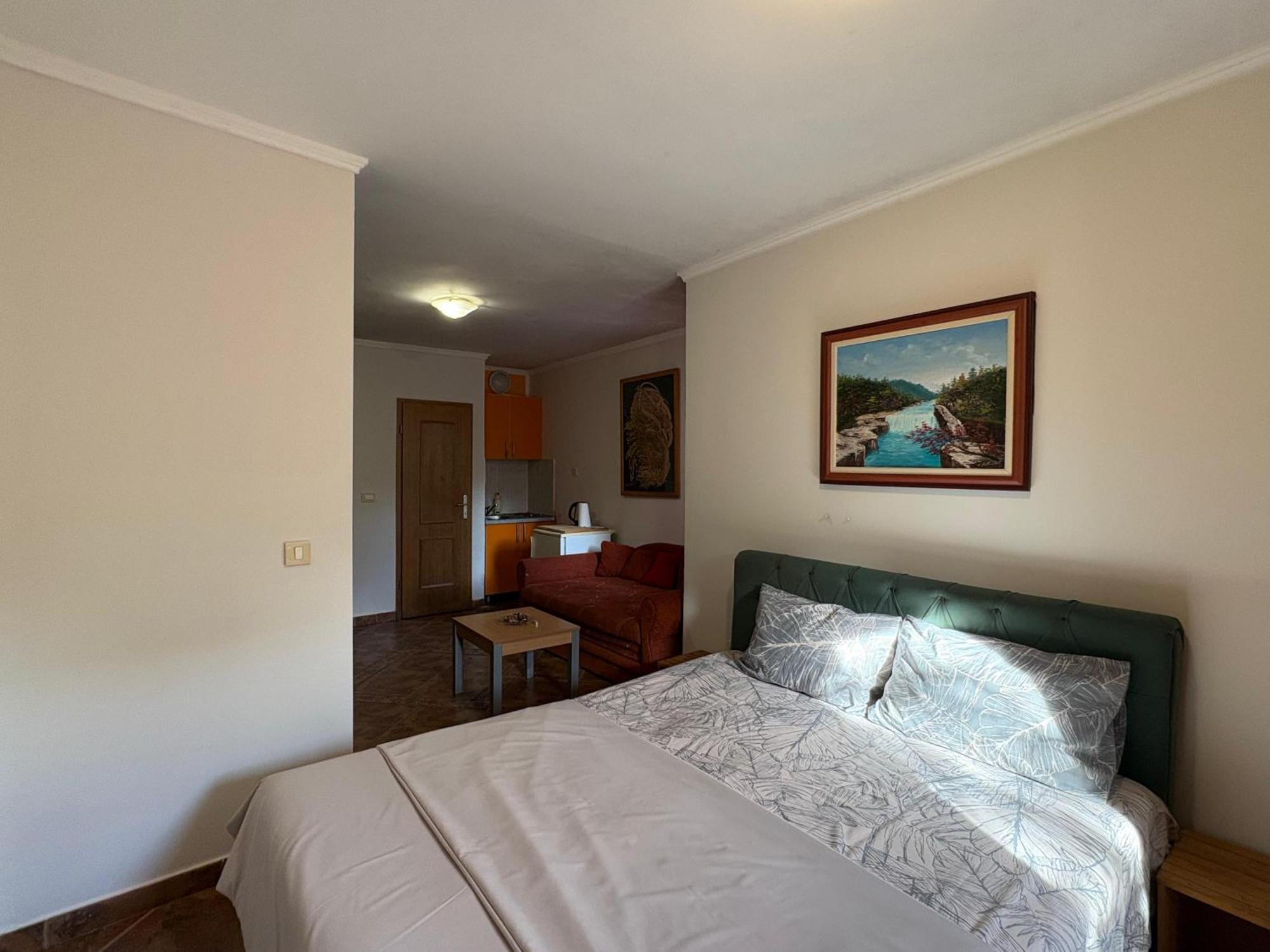 Markovic Aparthotel - Budva Becici Hotel Exteriör bild